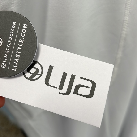 SALE!! Brand new with tags Lija wide leg pants with side slits - Picture 4 of 8